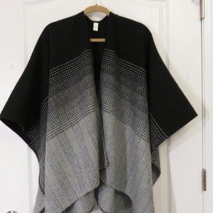 Women's Cape